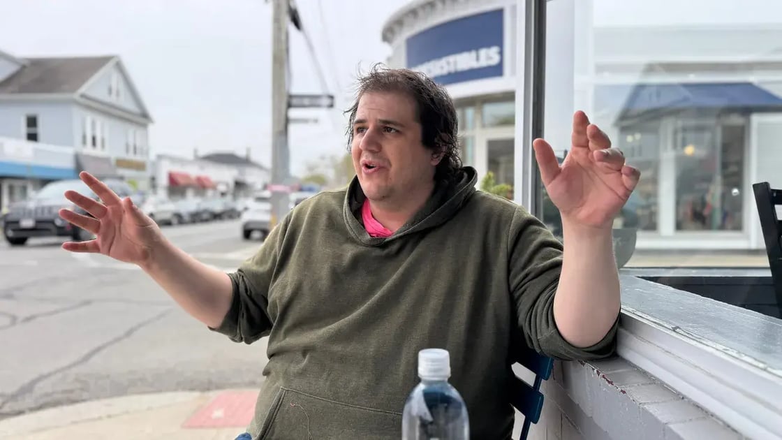 02_he-asked-if-marblehead-was-kind-of-being-pricks-then-the-internet-found-him_feature_01_IMG_4907