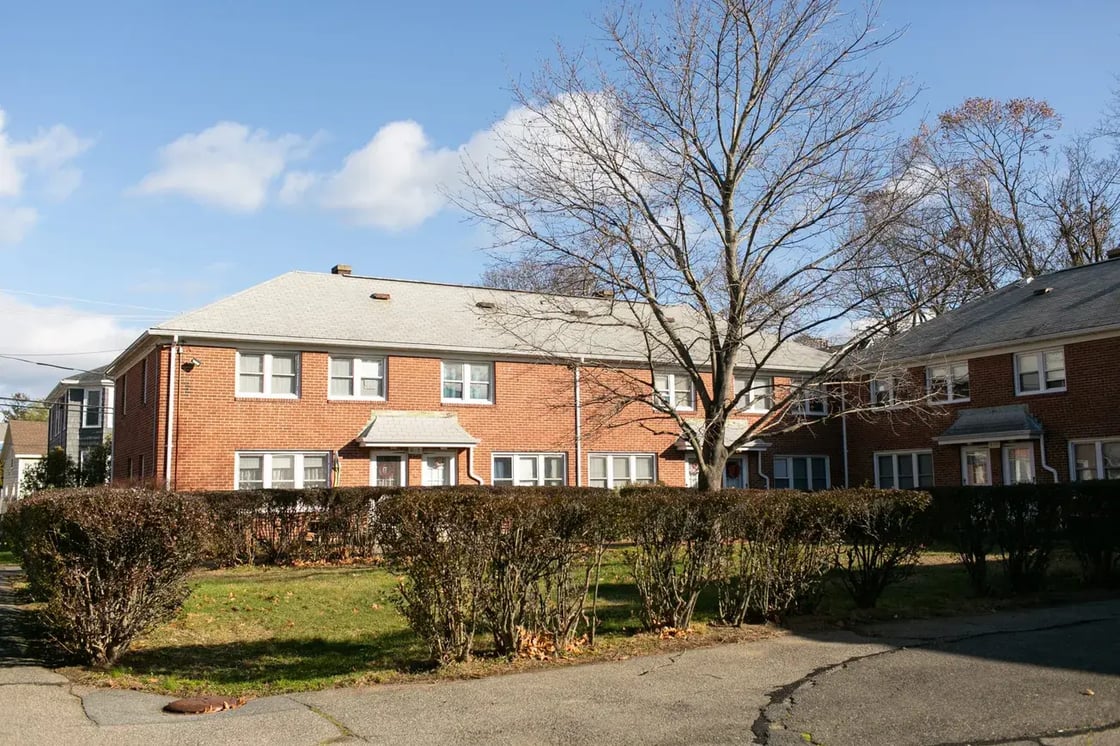 744E62F5-4E2D-4B25-B002-793A3BEEF03B